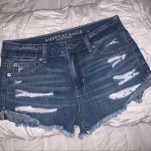 American Eagle Tomgirl shorts